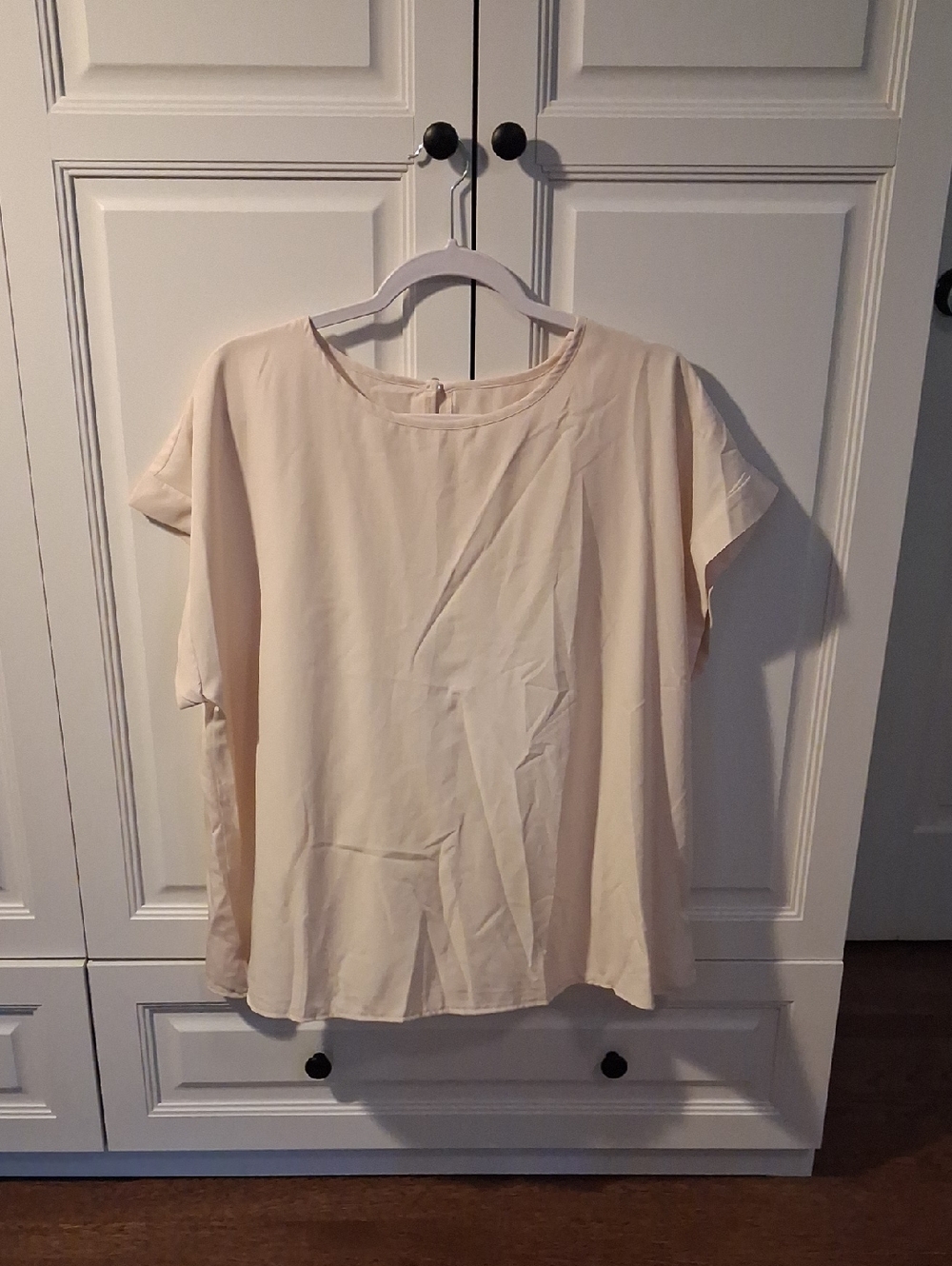 SHEIN Cream Short Sleeve Crew Neck Top